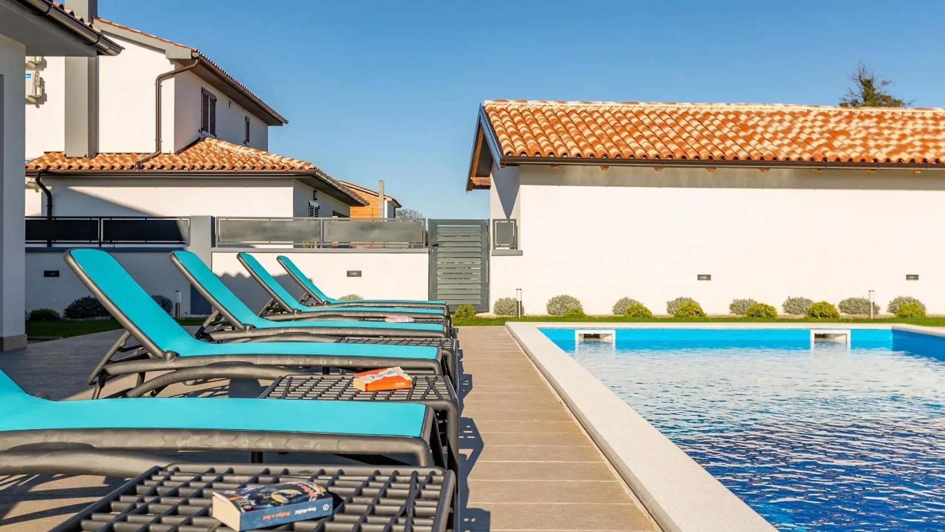 Villa Alba Bianca Near Pula For 6 People With Children Playground And Wellness Sisan