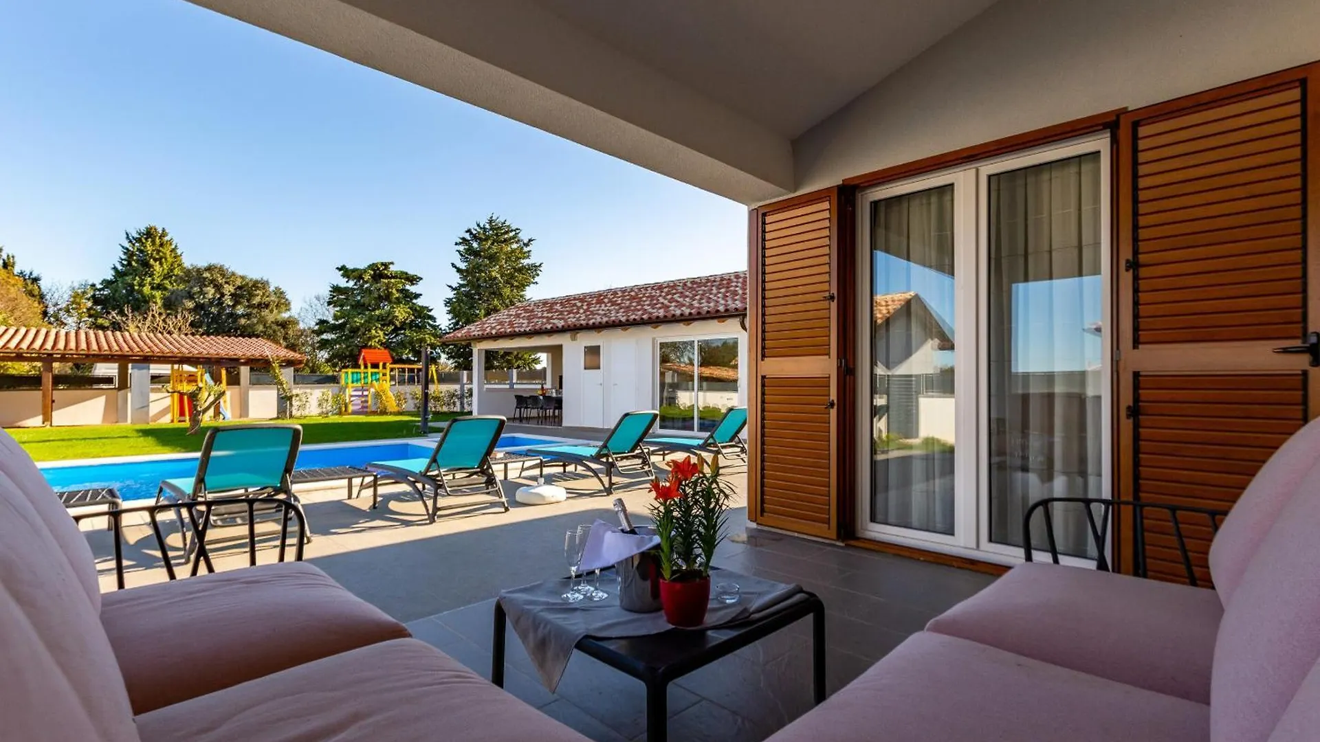 Villa Alba Bianca Near Pula For 6 People With Children Playground And Wellness Sisan Croatia