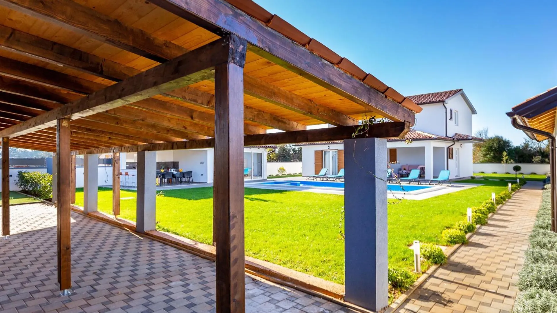 Villa Alba Bianca Near Pula For 6 People With Children Playground And Wellness Sisan Croatia